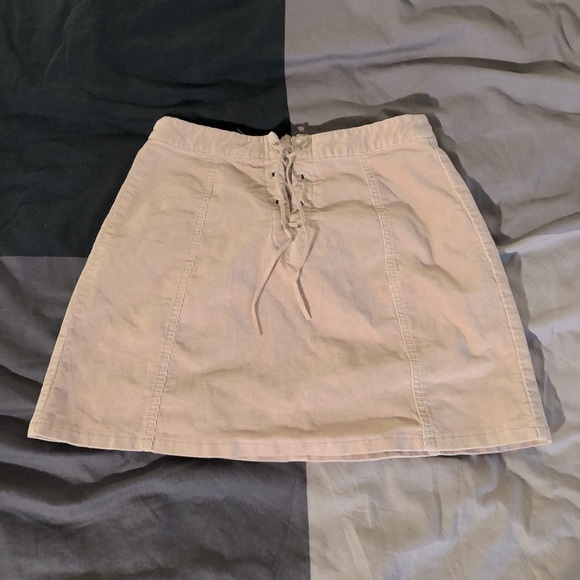 Forever 21 Dresses & Skirts - Forever 21 Corduroy Skirt.